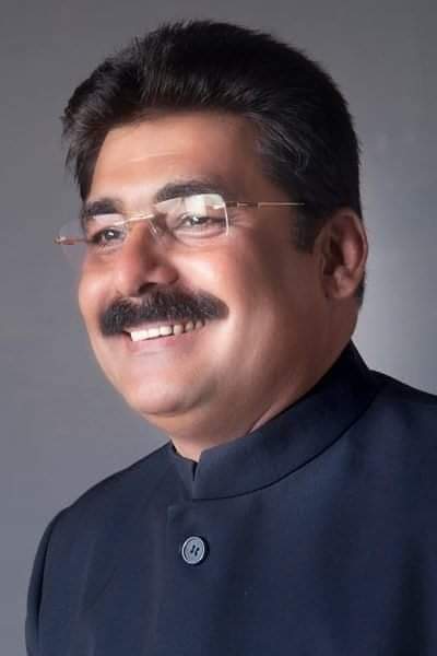 पूर्व विधायक सांसद द्वारा दी गई राशि को लेकर लोगो को दिग्भ्रमित कर रहे है। अब वे सोनकच्छ से विधायक नहीं बन पायगे ,राजानी