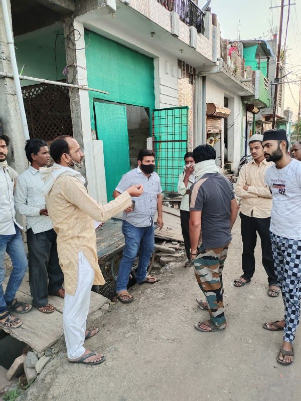 मुस्लिम बस्तियों में वैक्सीनेशन लगवाने हेतु किया प्रेरित