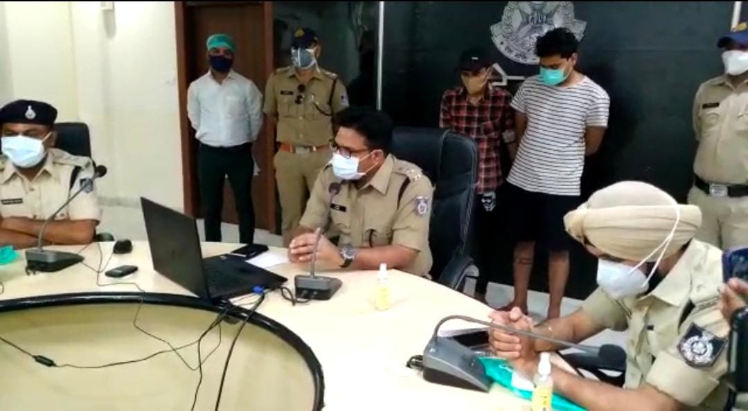 रेमडेसिविर इंजेक्शन की कालाबाजारी करते एक महिला ,  मेल नर्स और एक मेडिकल संचालक को कोतवाली पुलिस ने किया गिरफ्तार