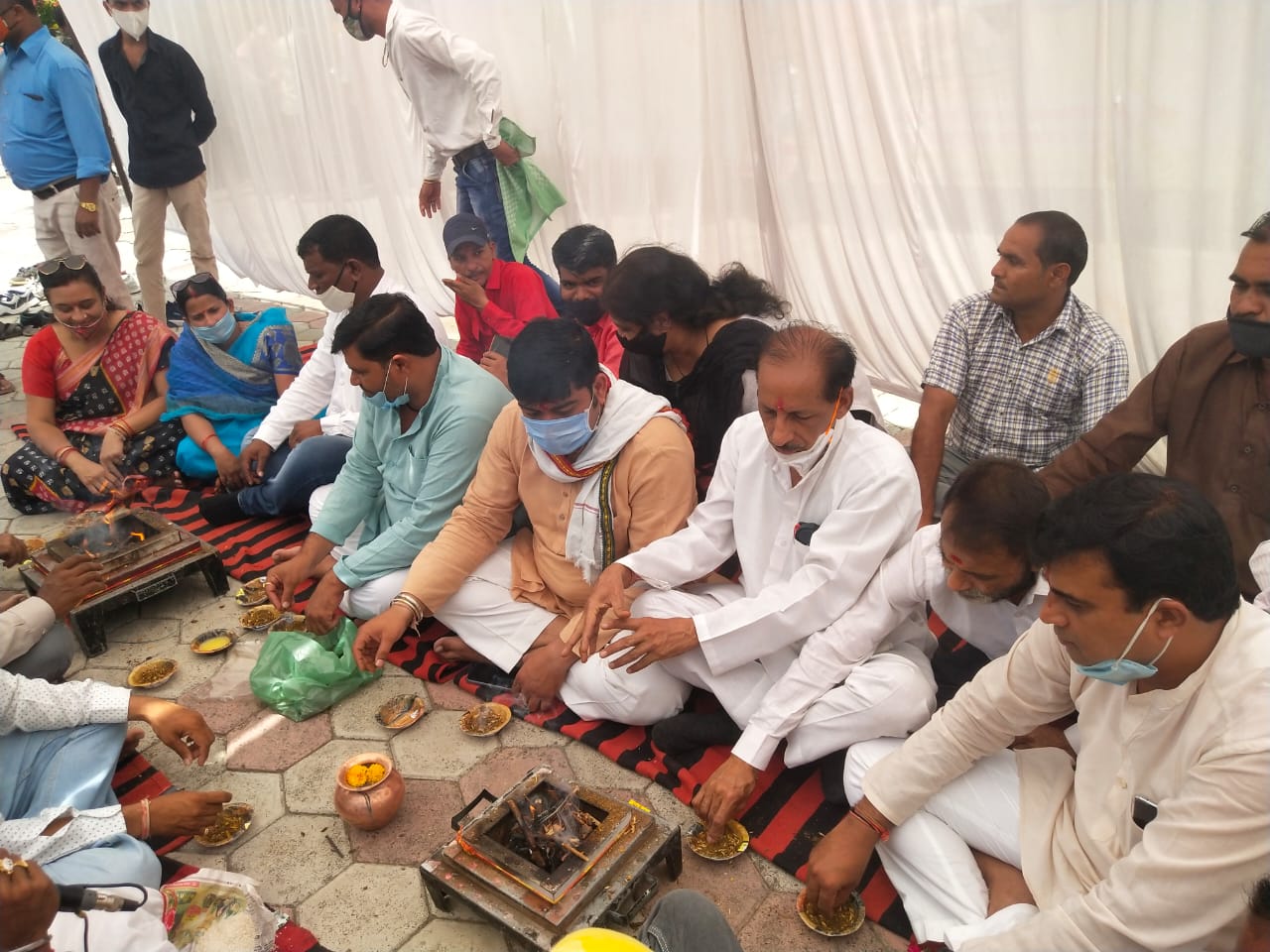 युुवा कांग्रेस  ने किया सद्बुद्धि यज्ञ