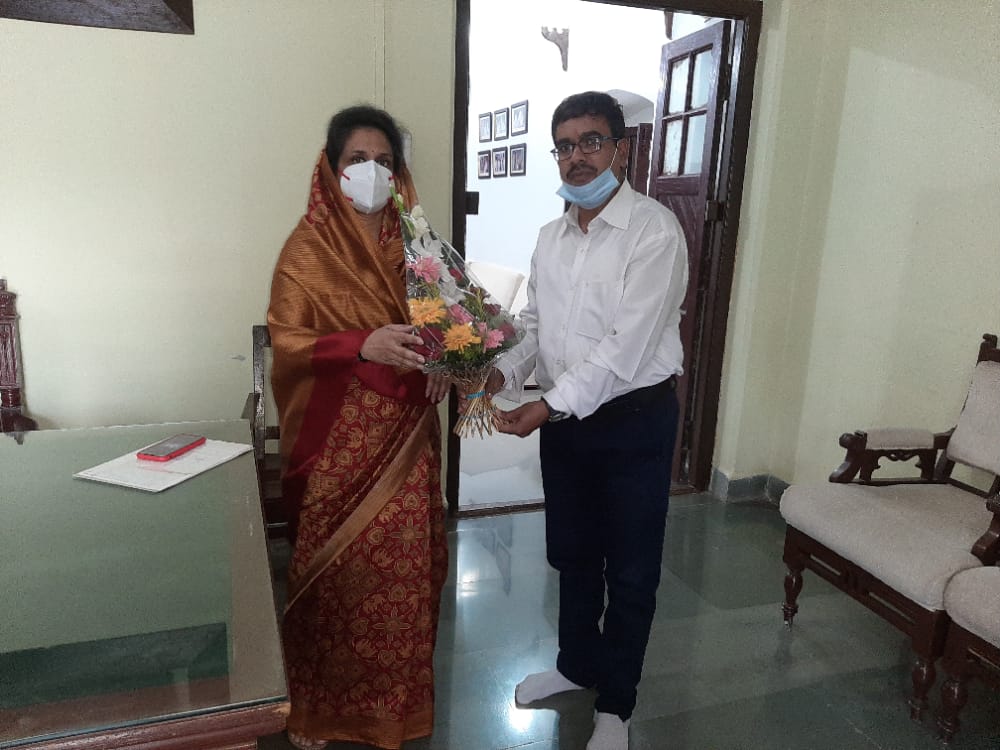 एलएलएम की पढ़ाई के लिए छात्रों को बाहर नही जाना पड़ेगा शासकीय विधि महाविद्यालय को मिली एलएलएम की सौगात