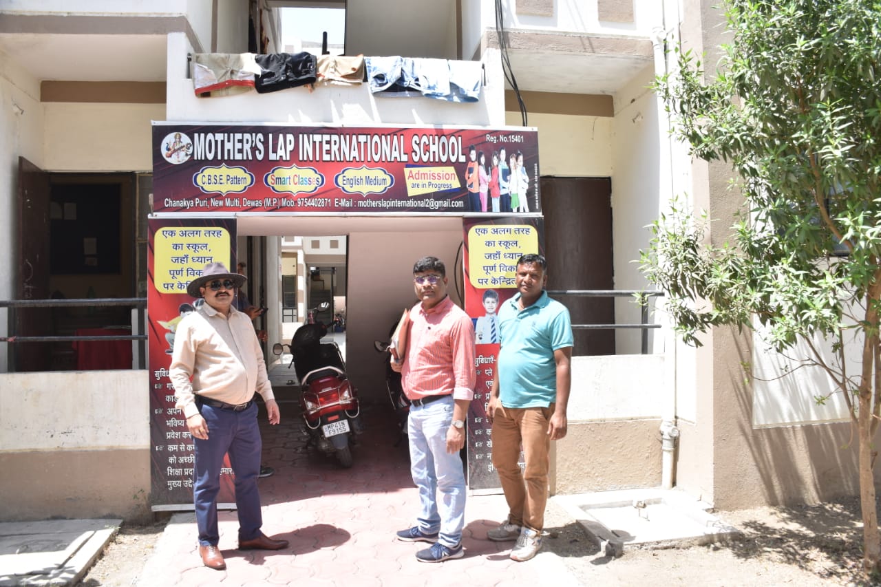 लालची अवसरवादी लोगों का कारनामा, जिन्हें प्रधानमंत्री आवास आवंटित किए, उन्होंने दे दिए किराए पर – दो भवनों में तो संचालित हो रहे थे प्राइवेट स्कूल – नगर निगम आयुक्त विशालसिंह चौहान ने दिए निरीक्षण के निर्देश, गलत पाए जाने पर आवंटन होगा निरस्त ,कलेक्टर के बाद कमिश्नर की प्रभावी कार्रवाई