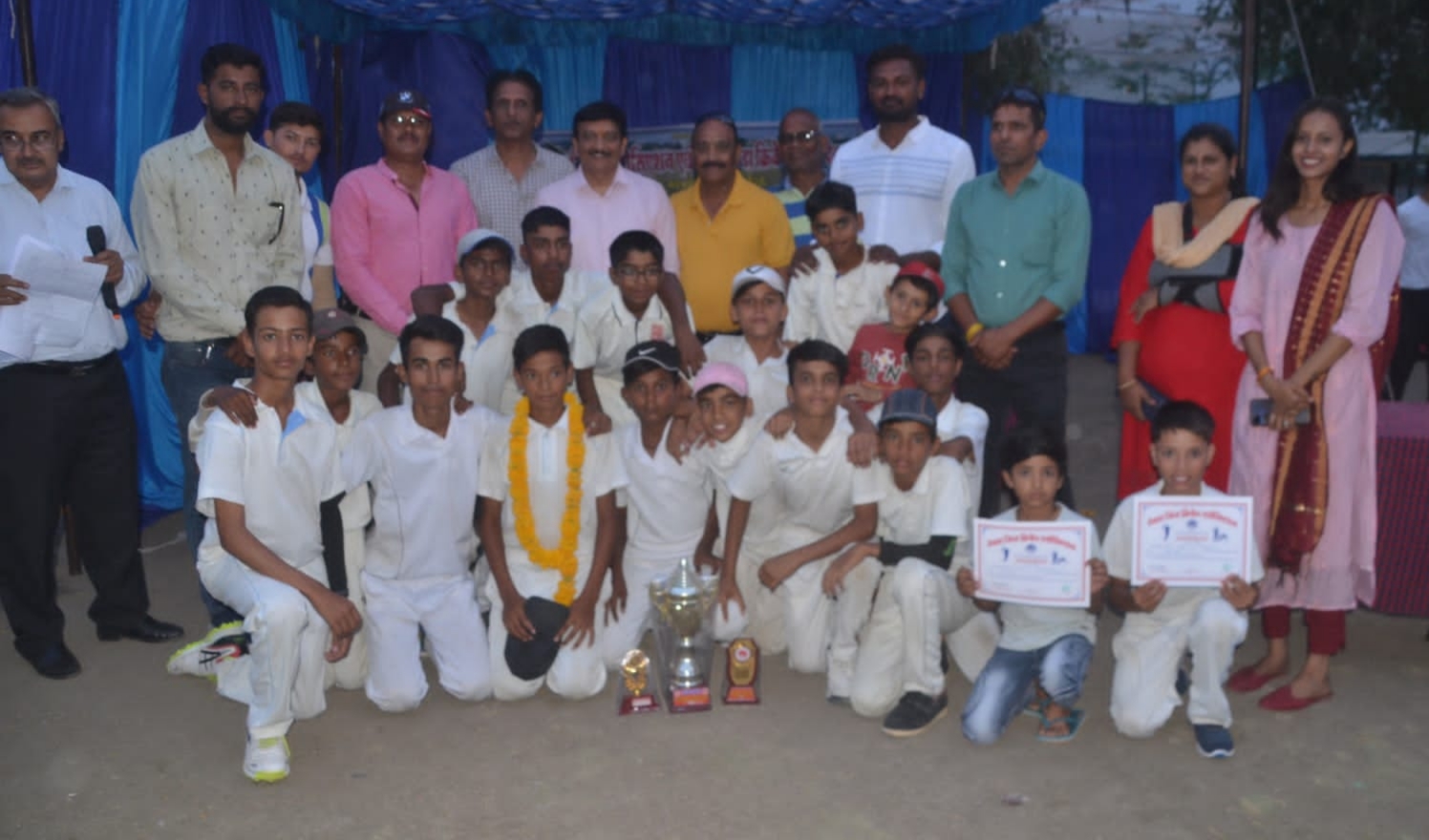 खेल भावना एवं कड़ा अनुशासन जीवन में सफलता का आधार श्री सिकरवार