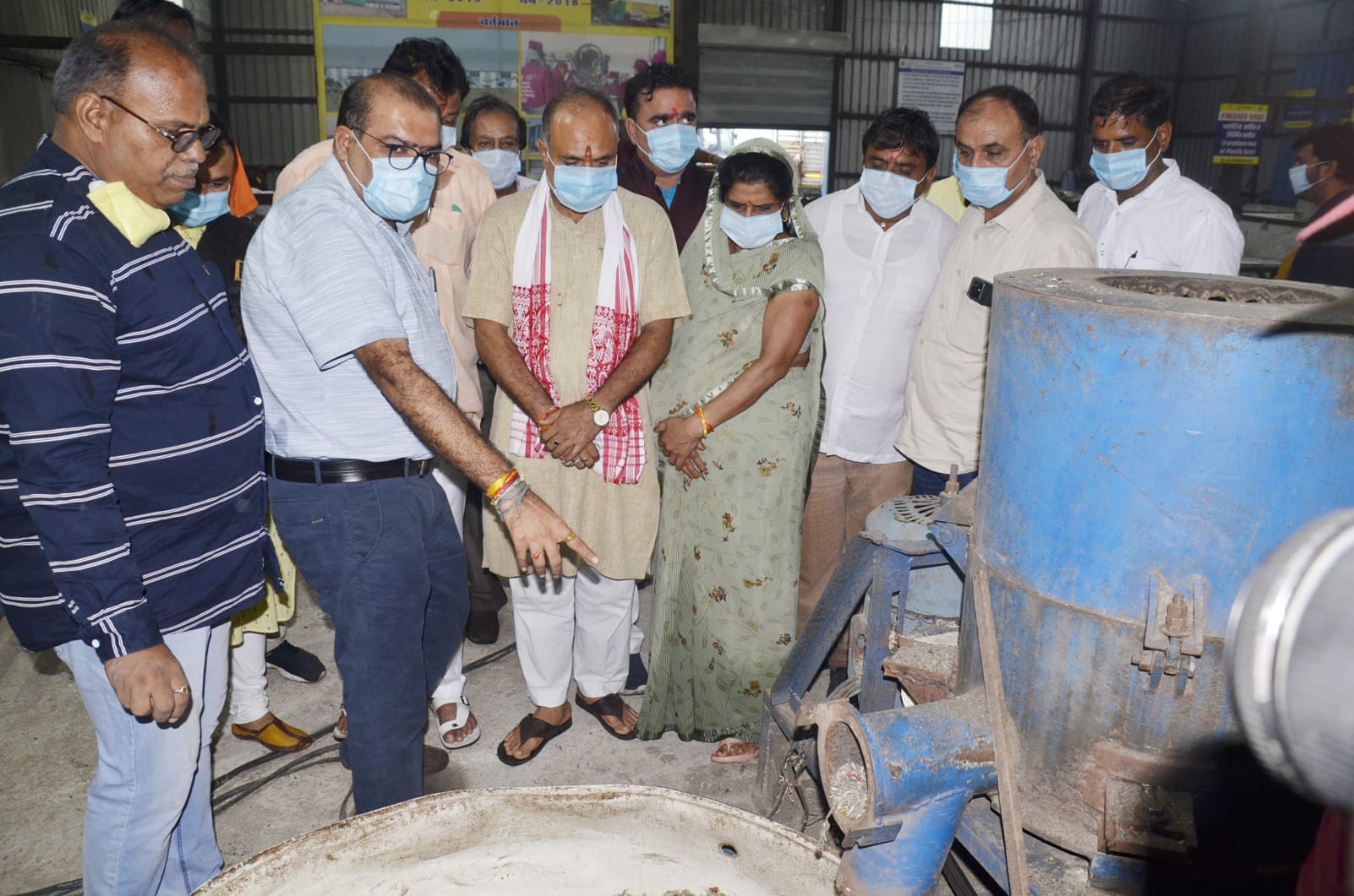 कचरे से खाद और वेस्ट मटेरियल से उपयोगी वस्तु निर्माण का निरीक्षण किया महापौर सभापति और एमआईसी की टीम  ने ,किस तरह होती है प्रक्रिया देखें