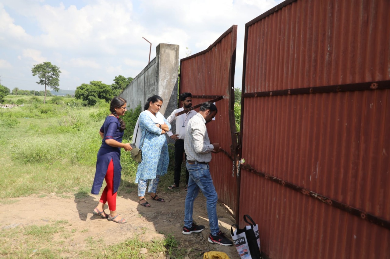 देवास में हॉई लाईन ग्‍लास वर्क्‍स प्रायवेट लिमिटेड को राजस्‍व विभाग ने किया कुर्क, देवास के नामी होटल और पेट्रोल पंप सहित कई संस्थान हो सकते हैं बहुत जल्द कुर्क