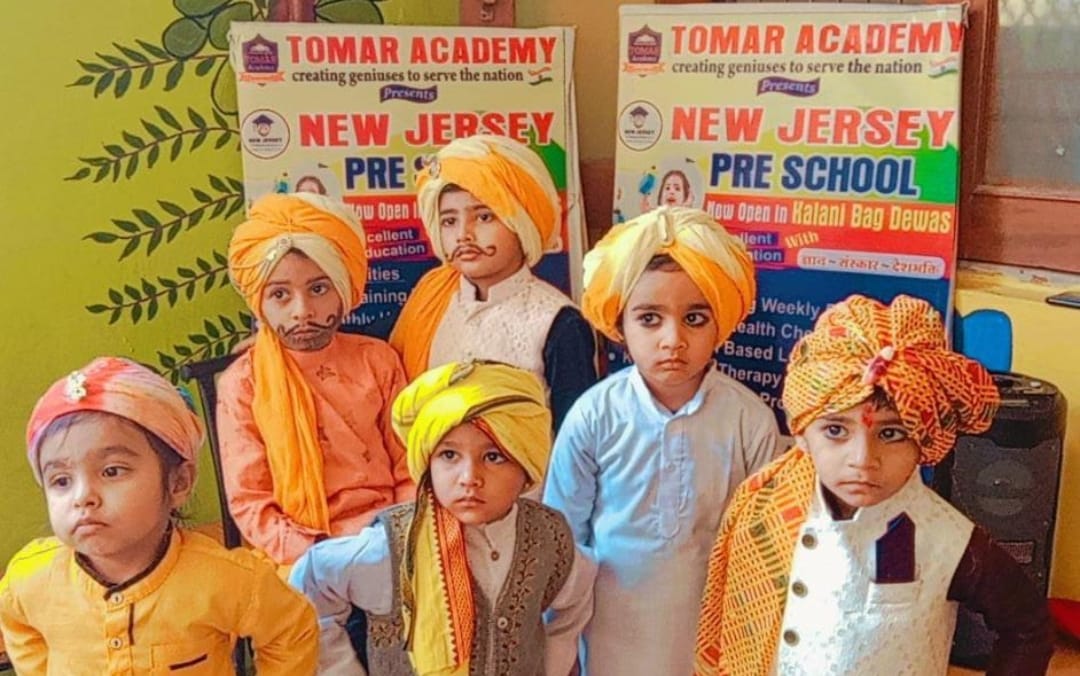 तोमर न्यूजर्सी किड्स प्ले स्कूल में वीर बाल दिवस मनाया