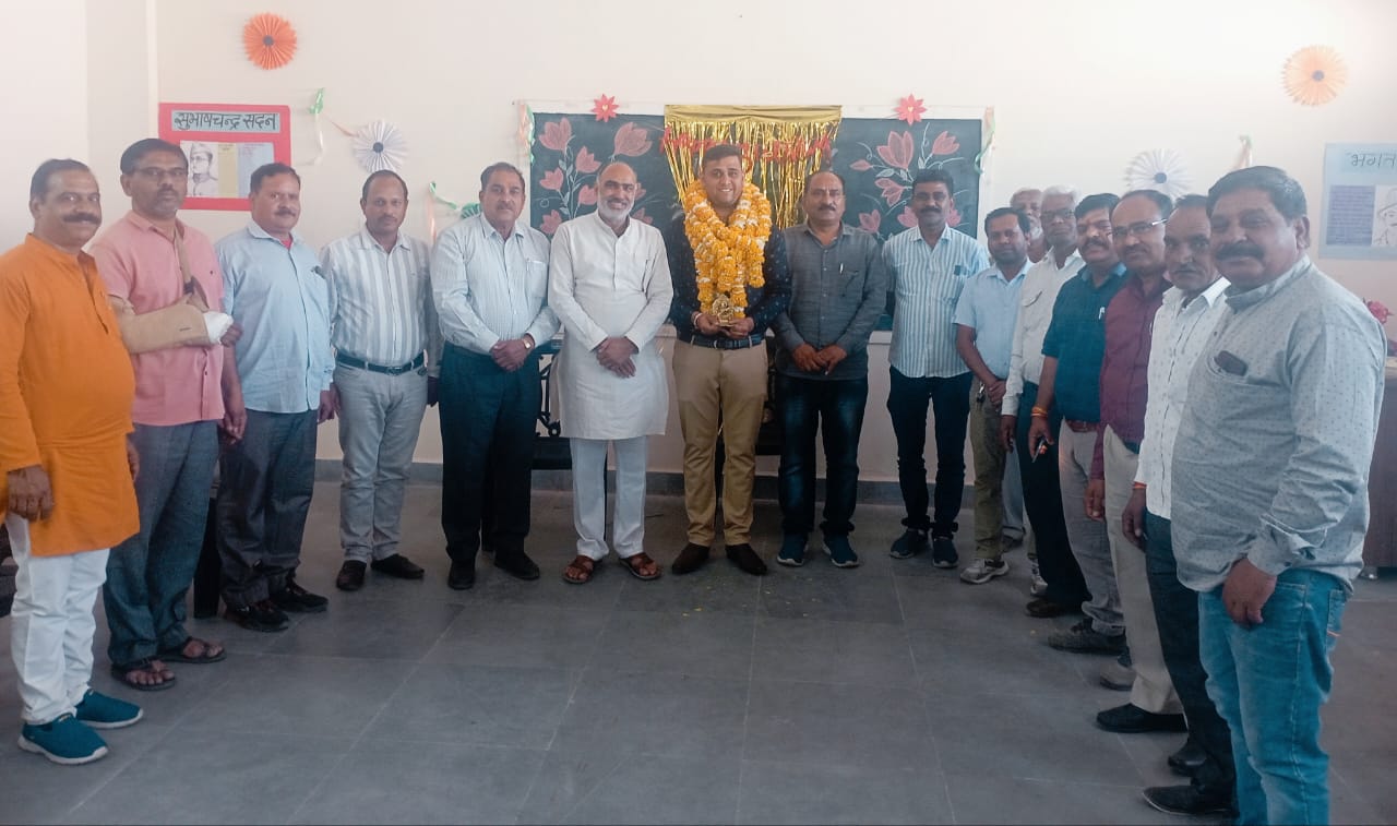 *मध्य प्रदेश राज्य कर्मचारी संघ ने नवनियुक्त सिविल जज श्री हर्षवर्धन जी का सम्मान