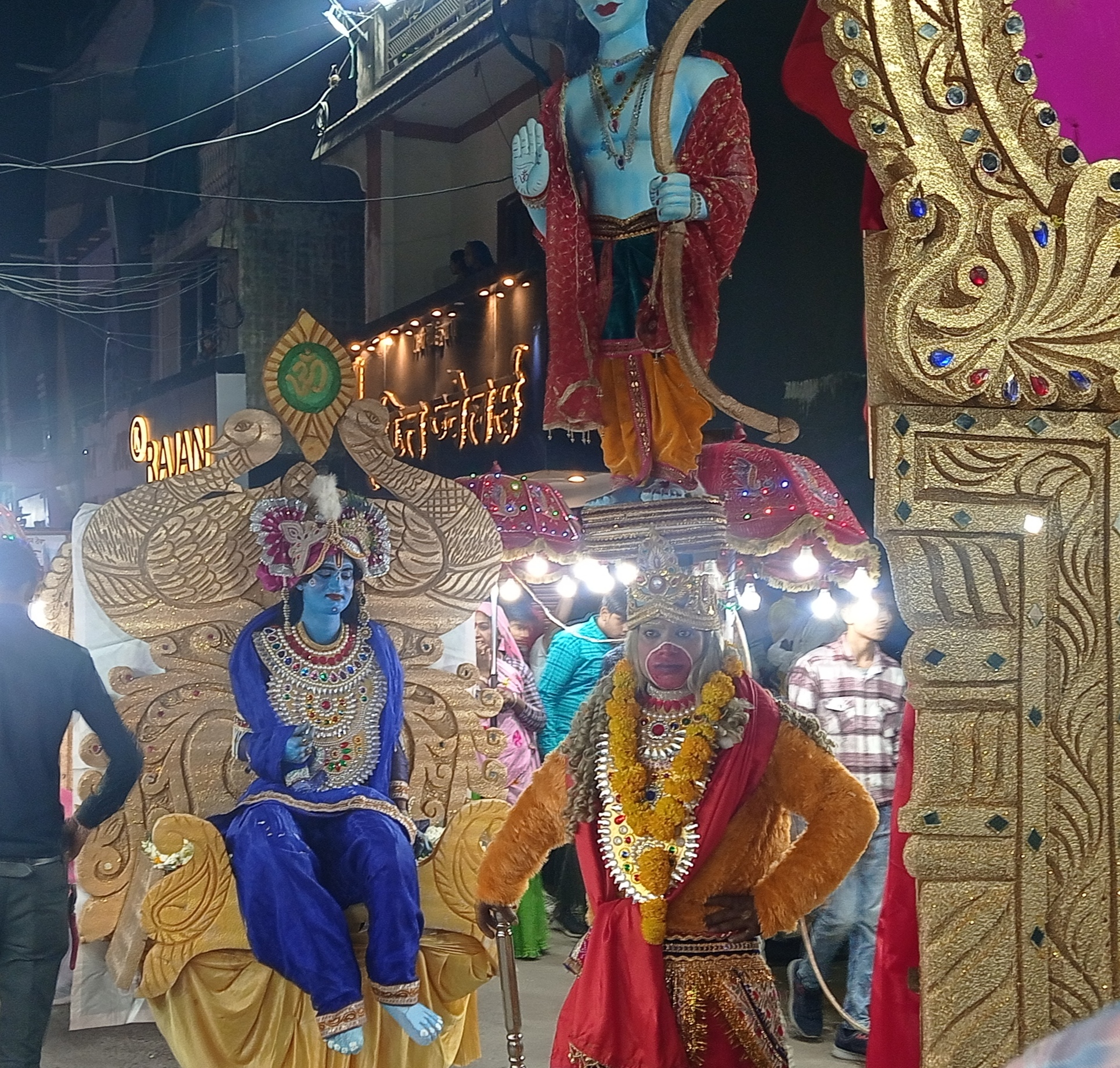 “संस्था नमो नमो की शिव बारात मै भक्तो का उमड़ा सैलाब ,प्रदेश में क्यों खास हो गई देवास की शिव बारात” देखें