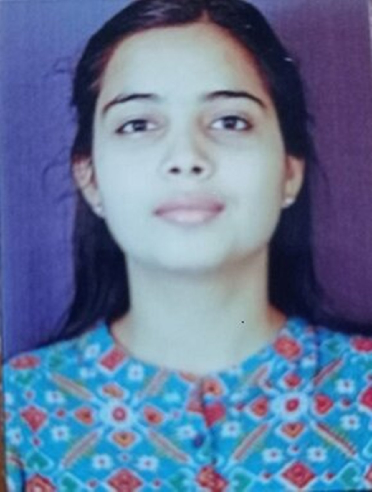 शहर की होनहार बालिका खुशबू शर्मा ने महाविद्यालय की गोल्ड मेडलिस्ट में दर्ज कराया नाम, राज्यपाल के हाथों होगी सम्मानित