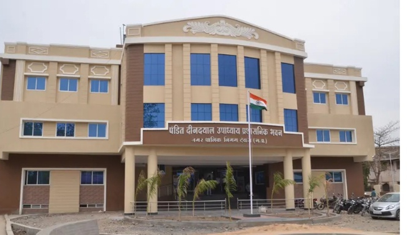 राज्य शासन अगर नगर हित में निर्णय न ले तो निगम को क्षतिपूर्ति की मांग करना चाहिए
– नगर निगम आमजनता के जनहितैषी मुद्दों को परिषद में रख करें संकल्प पारित
– निजी संस्था से डेम में एकत्रित वर्षाकालीन पानी की कीमत ले निगम