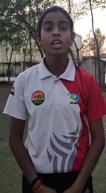 “उड़न परी के नाम से प्रसिद्ध मोनिका ने स्वर्ण पदक लाकर जिले का बढ़ाया मान” देखें