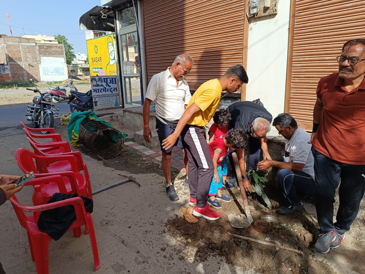 “हर घर सैनिक और हर घर पौधा लगाने की अनूठी पहल हिंद फौज की” देखें