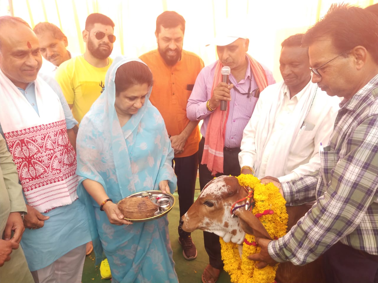 “चलित पशु चिकित्सा एंबुलेंस की सौगात, विधायक ने कहा इसकी मानिटरिंग में स्वयं करूंगी , हम बात नही काम करते हैं” देखें