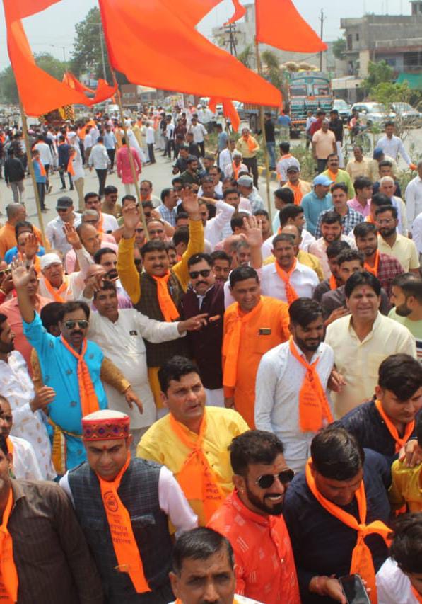 “देवास मैं निकली भव्य जगन्नाथ यात्रा” देखें