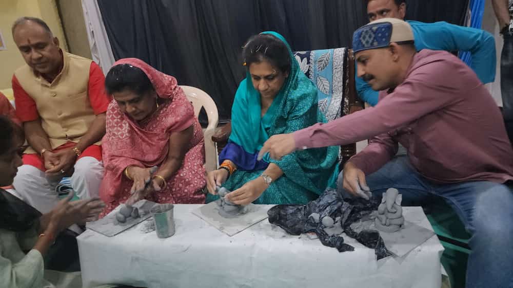 मेरे गणेश मिट्टी के गणेश कार्यशाला का समापन  विधायक ,महापौर, कलेक्टर ,एस…