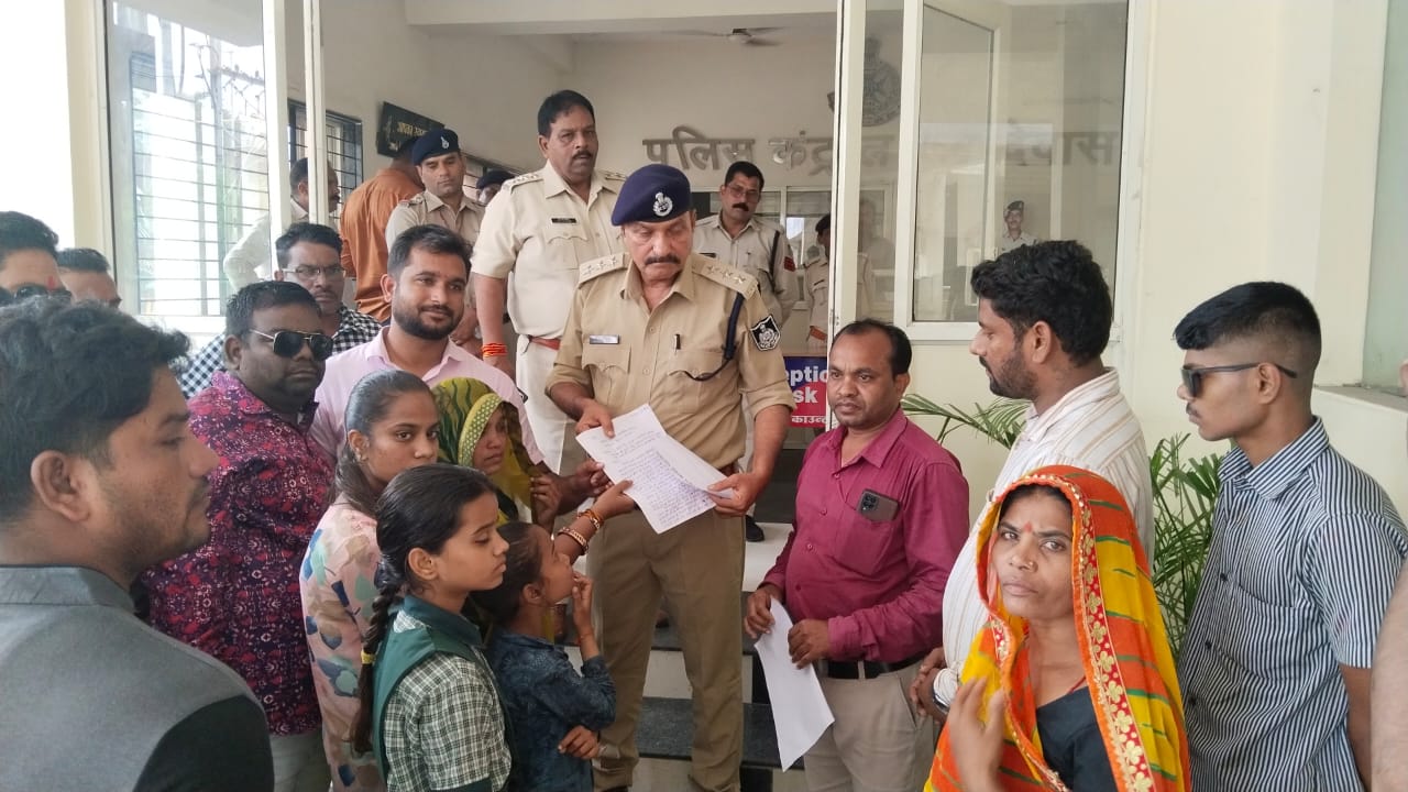 17 दिन से गुमशुदा बेटी नहीं मिलने पर परिजन करेंगे सी एम के सामने करेंगे धरना प्रदर्शन