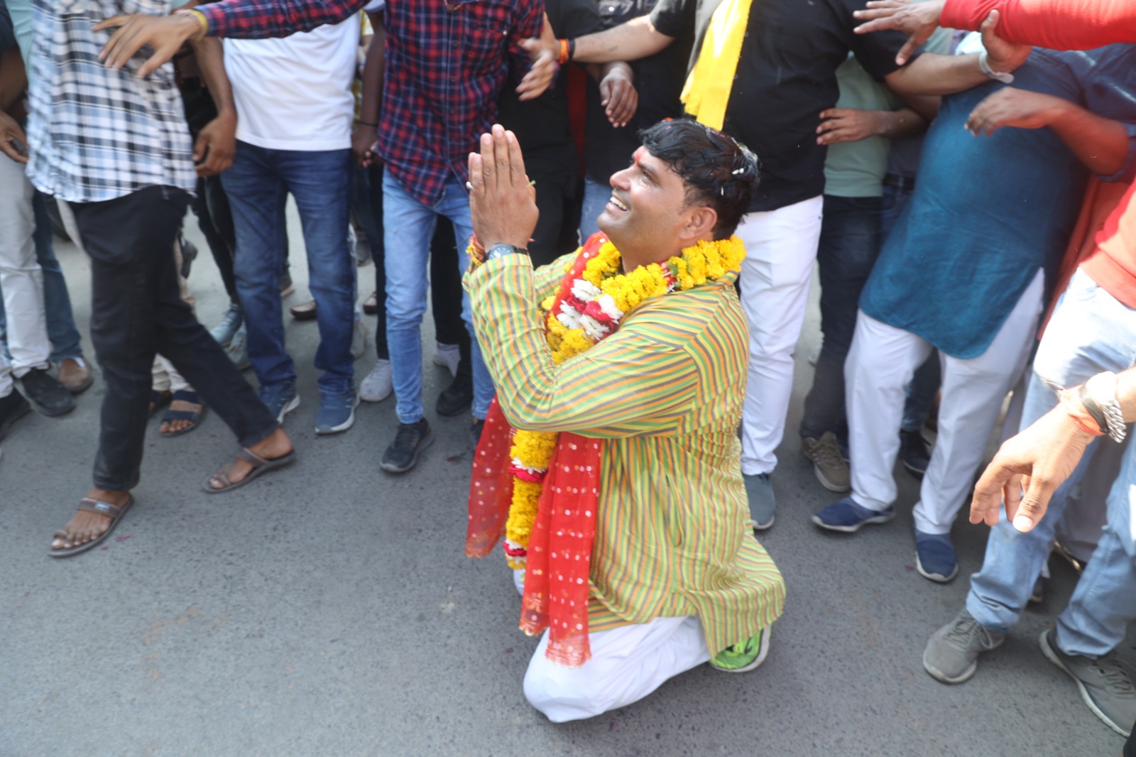 प्रदीप चौधरी का यह वीडियो खूब हो रहा वायरल