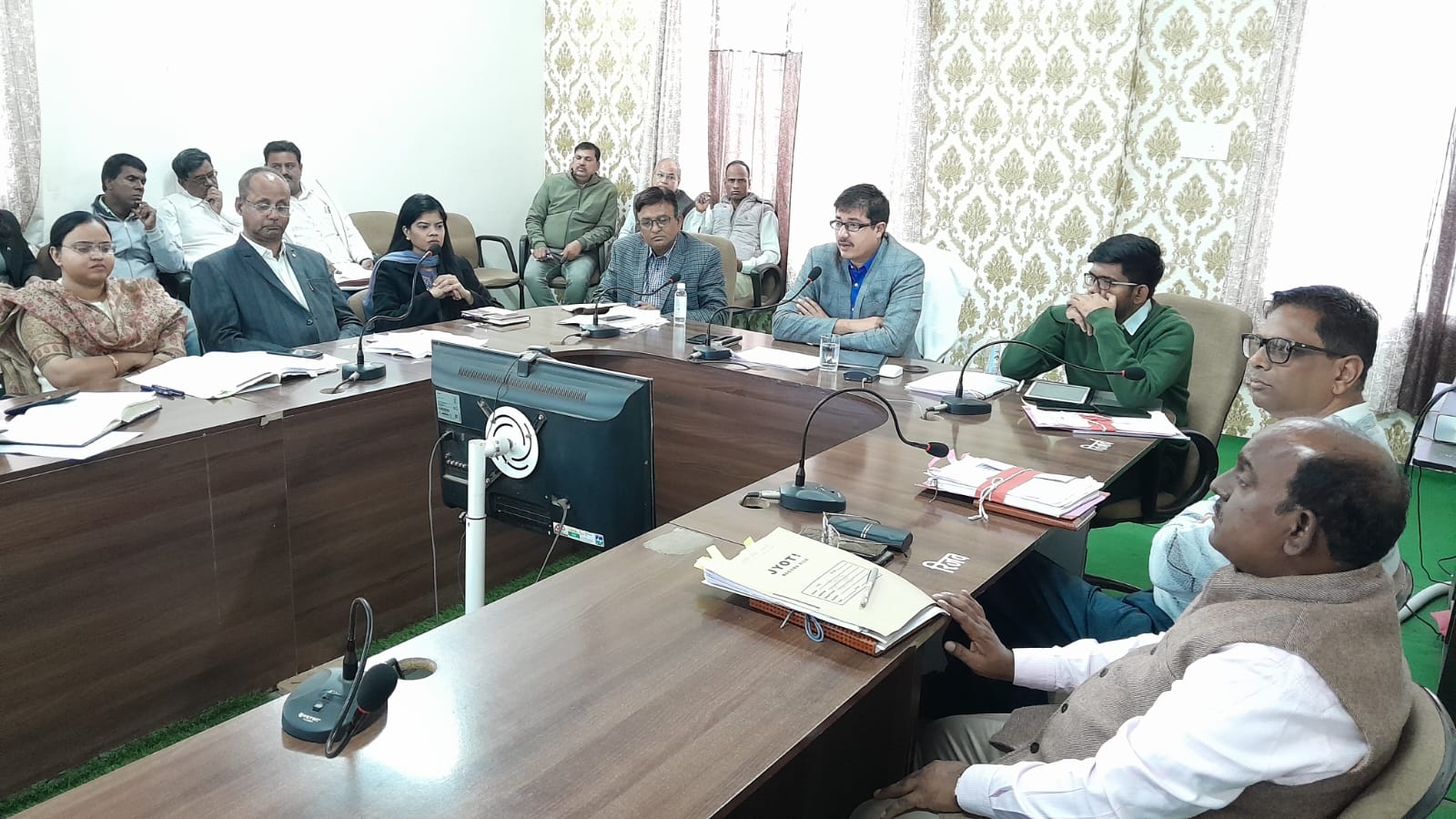 рдЯреНрд░рдХ рдПрд╡рдВ рдмрд╕ рдЪрд╛рд▓рдХреЛрдВ рдХреА рд╣реЬрддрд╛рд▓ рдХреЗ рджреМрд░рд╛рди рд░рд╛рд╕реНрддрд╛ рд░реЛрдХрдиреЗ рд╡рд╛рд▓реЛрдВ рдкрд░ рд╕рднреА рдПрд╕рдбреАрдПрдо рд╕рдЦреНрдд рдХрд╛рд░реНрд░рд╡рд╛рдИ рдХрд░реЗрдВ-рдХрд▓реЗрдХреНрдЯрд░ рд╢реНрд░реА рдЧреБрдкреНрддрд╛——– рдирд▓-рдЬрд▓ рдпреЛрдЬрдирд╛ рдореЗрдВ рдареЗрдХреЗрджрд╛рд░ рджреНрд╡рд╛рд░рд╛ рдХрд╛рд░реНрдп рдирд╣реАрдВ рдХрд░рдиреЗ рдкрд░ рдмреНрд▓реИрдХ рд▓рд┐рд╕реНрдЯреЗрдб рдХрд░реЗрдВ