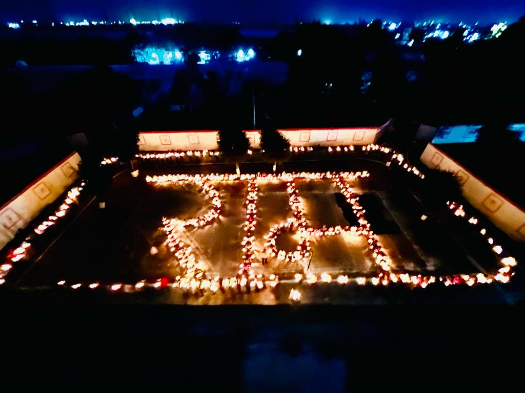 जिला जेल में 5100 दीप जलाकर मनाया दीपोत्सव, महिला कैदियों ने बनाई आकर्षक…