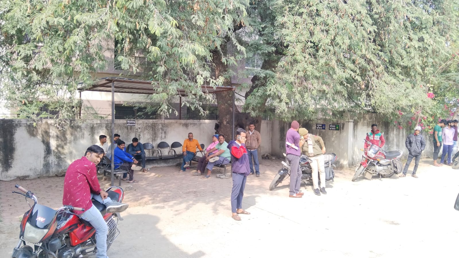 इंडस्ट्रीज में मशीन पर काम कर रहे ऑपरेटर की मौत , पुलिस औद्योगिक ने कि प्रबंधन के खिलाफ प्रकरण दर्ज देखिए