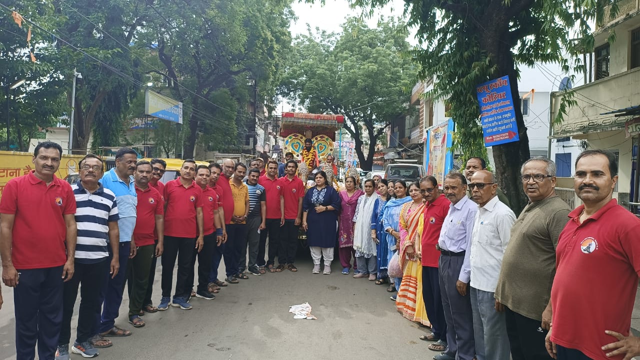 अयोध्या से लौटे गुरुजी तो इस तरह हुआ उनका स्वागत सम्मान